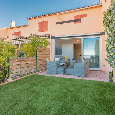 Joli 43m² Vue Piscine Parking Saint-Raphaël