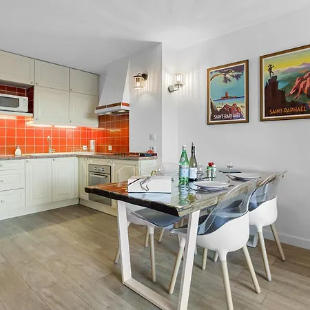 Joli 43m² Vue Piscine Parking *